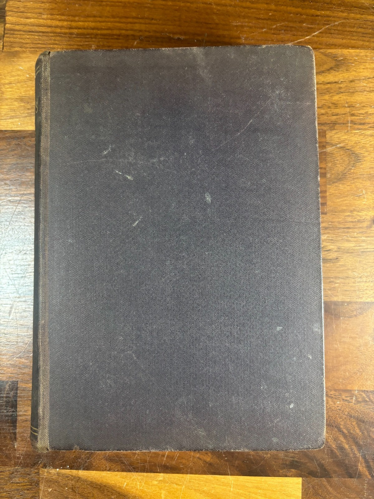 8351422