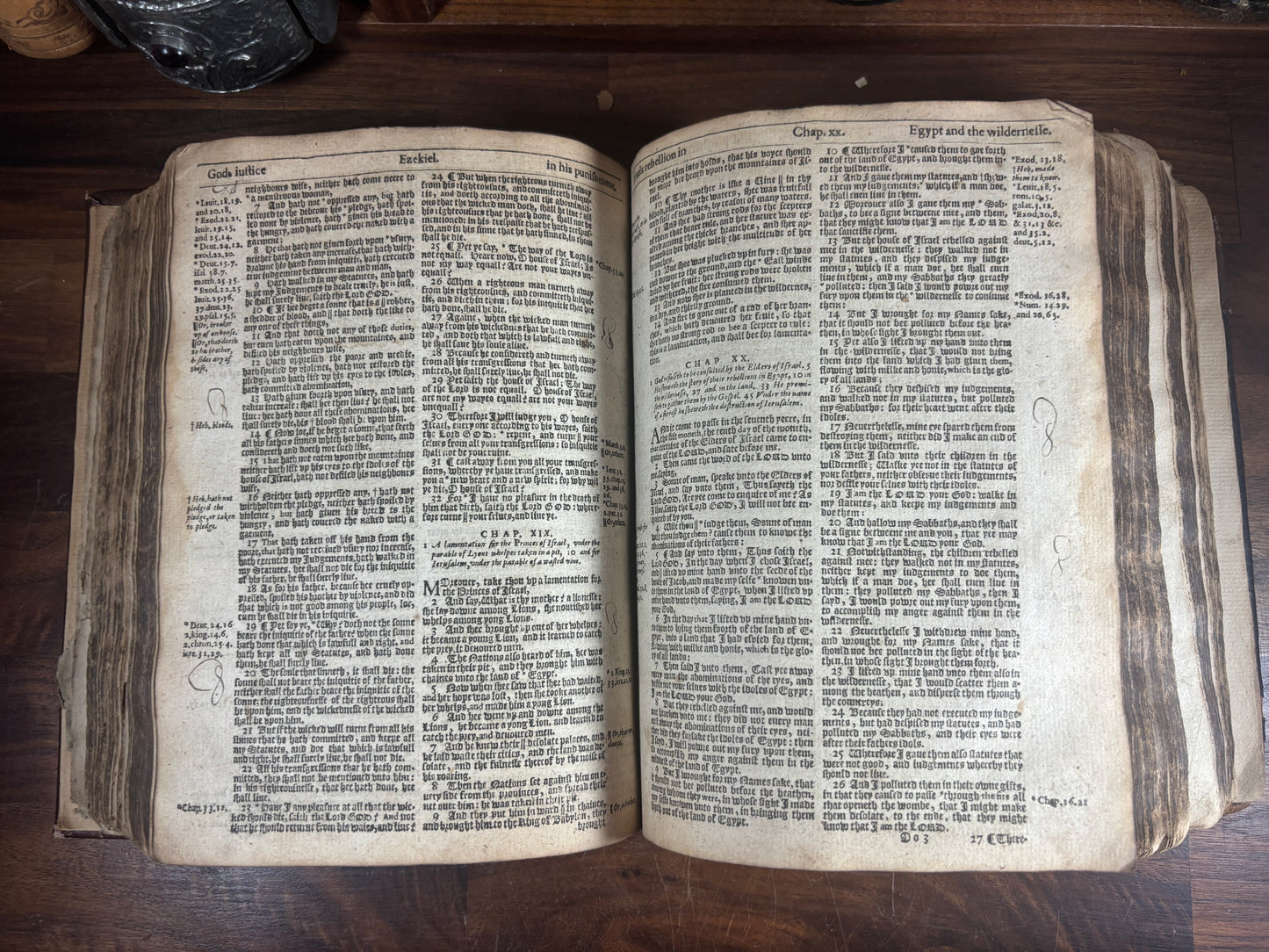 1625 KJV Bible with extensive provenance