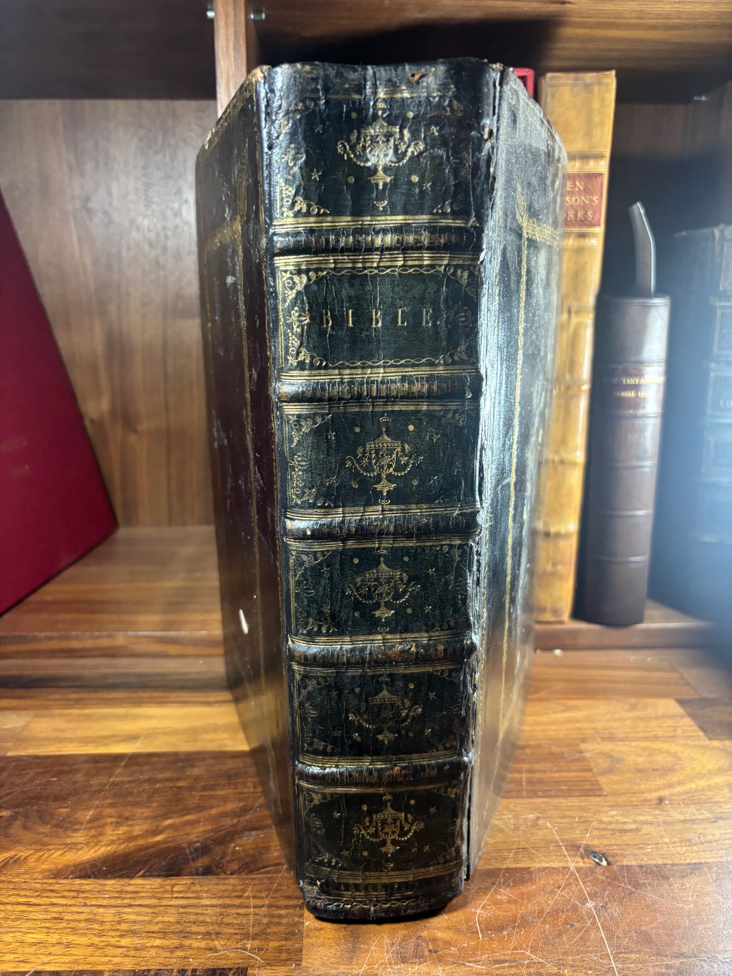 1616 Geneva "Breeches" Bible Folio, Herbert 348, Genealogies & Woodcut Prints