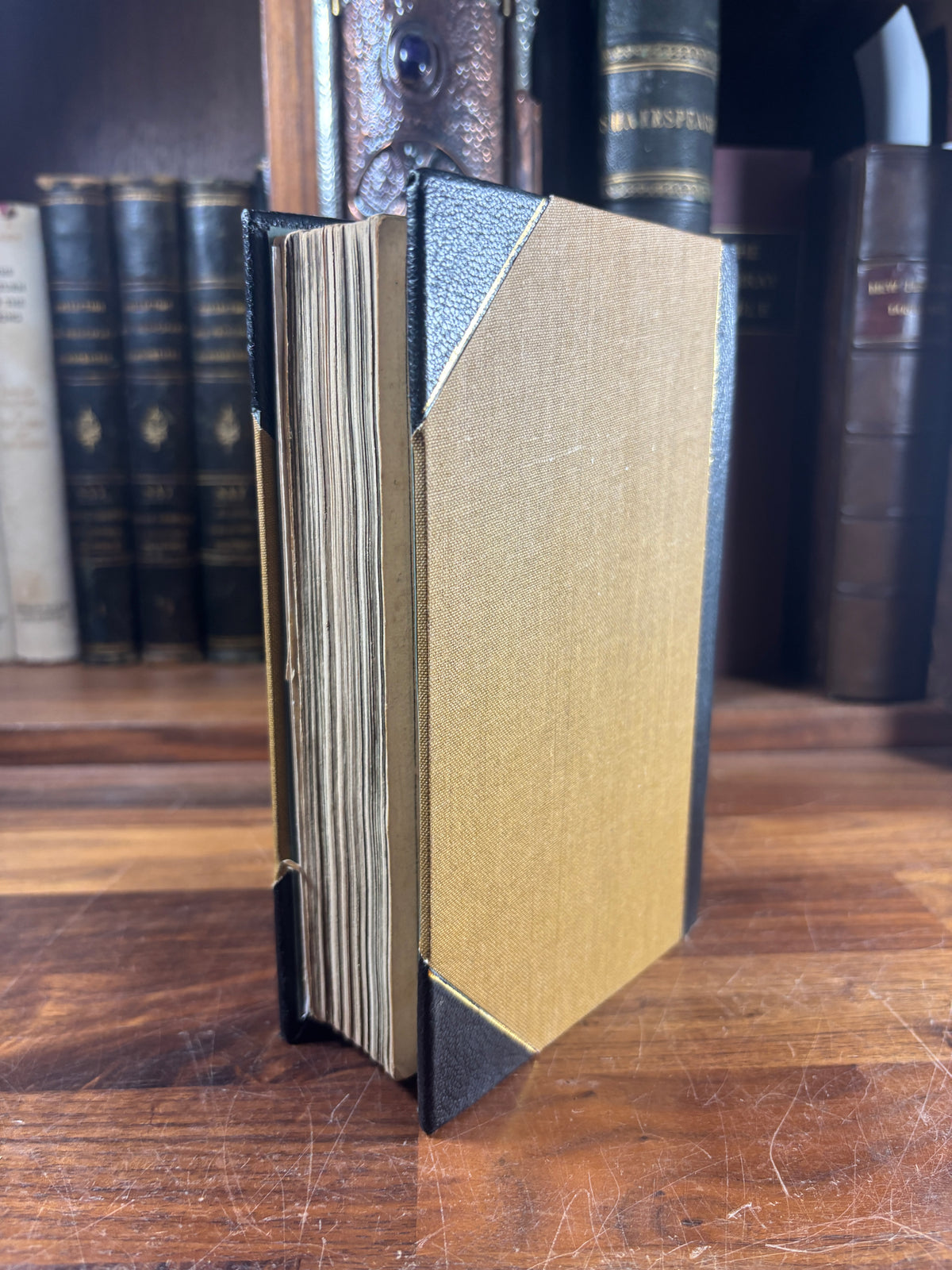 1632 Greek New Testament, Cambridge, Printed by Thomas Buck W/ Inscription
